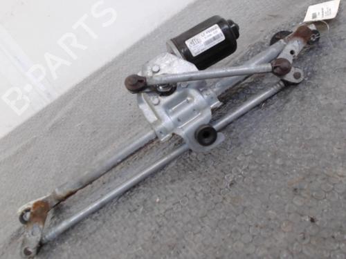 Essuie-glace moteur avant OPEL CORSA C (X01) 1.3 CDTI (F08, F68) (70 hp) 24764926