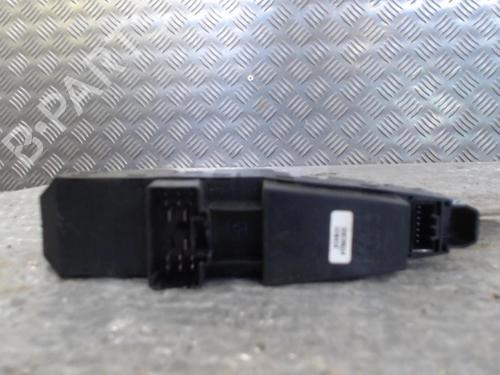 Used Switch VOLVO V40 Estate (645) 1.9 DI (115 hp) 24745151