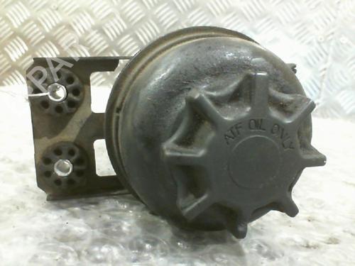 Power steering reservoir BMW 1 (E87) 118 d | BP24745581M117 - Image 2