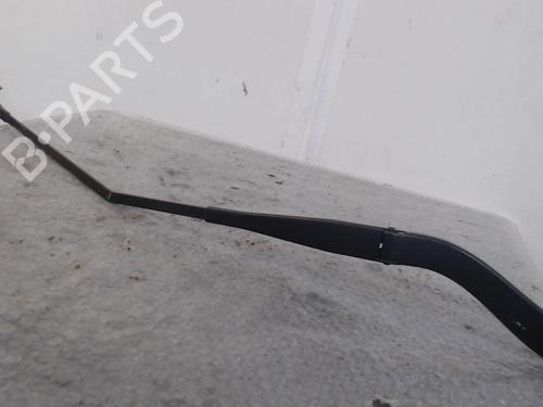 Used Front windshield wiper arm RENAULT TRAFIC III Van (FG_) 1.6 dCi 115 (FGMD) (116 hp) 24745120
