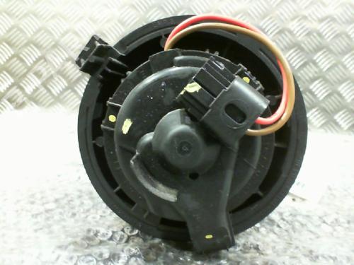 Heater blower motor DACIA DUSTER (HS_) 1.2 TCe 125 | BP24745881M62 