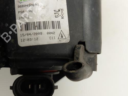 Used Right front fog light Right front fog light PEUGEOT 308 CC (4B_) 2.0 HDi (140 hp) 33811640 33811640