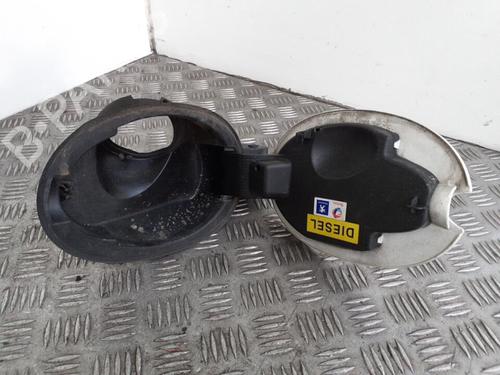 Used Fuel flap PEUGEOT EXPERT Van (VF3A_, VF3U_, VF3X_) 1.6 HDi 90 16V (90 hp) 24767214