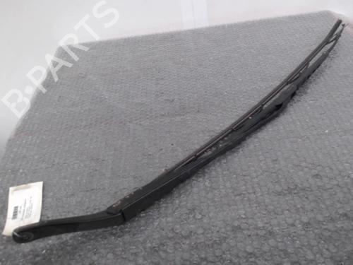 Used Front windshield wiper arm DACIA DUSTER (HS_) 1.5 dCi 4x4 (109 hp) 24754469