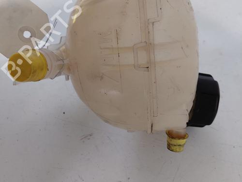 Ekpansionstank PEUGEOT 2008 II (UD_, US_, UY_, UJ_, UR_, UC_) 1.2 PureTech 130 (USHNS, URHNS) (130 hp) 30457454