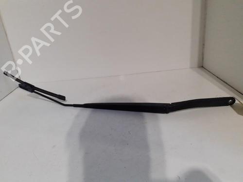 Used Front windshield wiper arm RENAULT CLIO IV (BH_) 1.5 dCi 90 (90 hp) 24750495