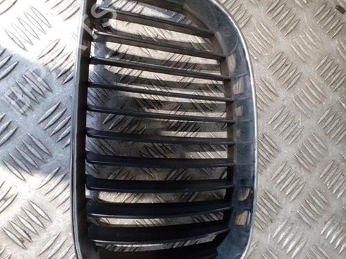 Used Grille BMW 1 (E87) 118 d (122 hp) 24746464
