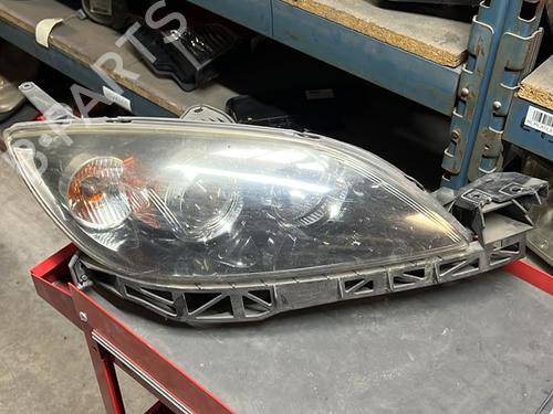 Used Right headlight Right headlight MAZDA 3 (BK) 1.6 DI Turbo (109 hp) 24768969 24768969