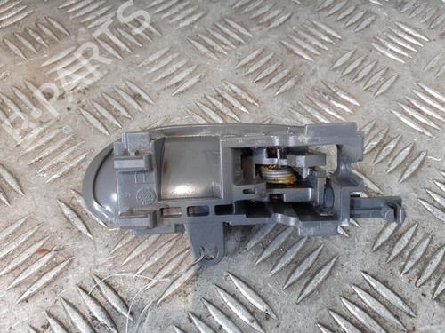 Used Front right interior door handle Front right interior door handle PEUGEOT 107 (PM_, PN_) 1.0 (68 hp) 31211687 31211687