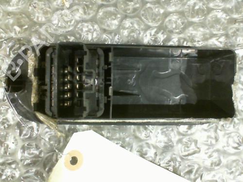 Used Switch RENAULT SCÉNIC II (JM0/1_) 1.5 dCi (JM0F) (82 hp) 31200367