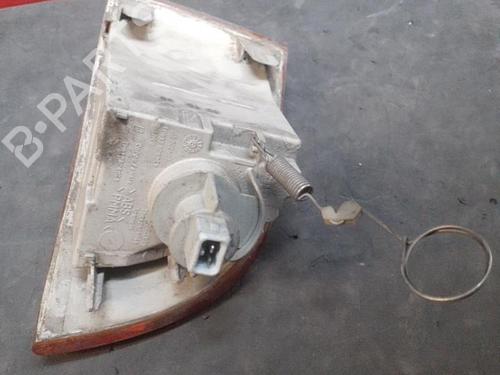 Used Right front indicator Right front indicator FIAT PUNTO (176_) 60 1.2 (176AP, 176AR, 176AQ, 176BB) (60 hp) 24748532 24748532