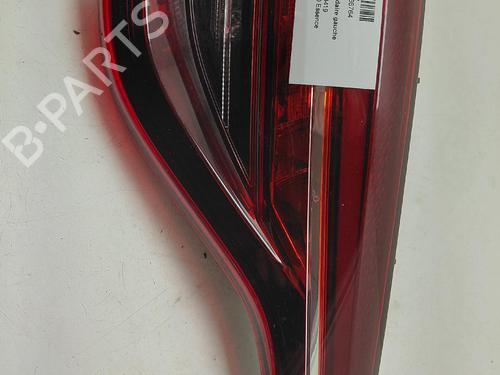 farolim-esquerdo-da-mala-renault-clio-v-b7_-2019-36873576 main image