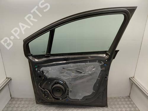 Used Right front door Right front door OPEL MERIVA B MPV (S10) 1.7 CDTI (75) (110 hp) 35918520 35918520