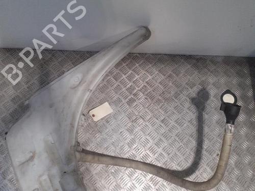 Used Windscreen washer tank BMW 1 (E87) 116 d (116 hp) 24759434