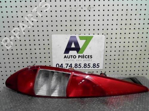 Used Left taillight FORD MONDEO III Turnier (BWY) 2.0 16V TDDi / TDCi (115 hp) 24763509