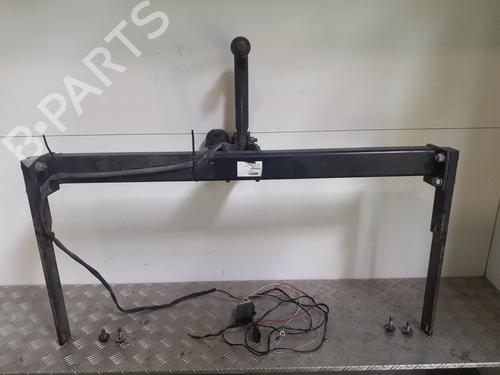 Boule d'attelage/Mécanisme FORD KUGA I 2.0 TDCi (140 hp) 27708689