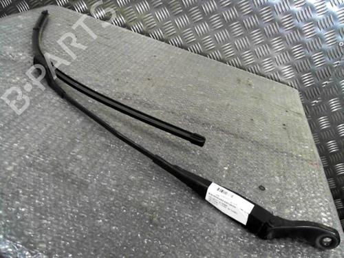 Used Front windshield wiper arm PEUGEOT 208 I (CA_, CC_) 1.4 HDi (68 hp) 24765665