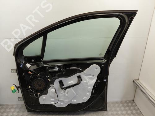 right-front-door-peugeot-2008-i-cu_-2013-33118246 main image