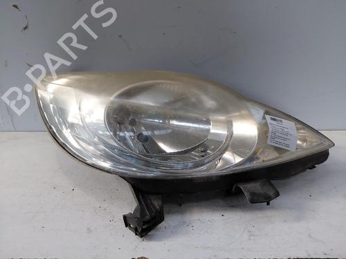 Used Right headlight Right headlight PEUGEOT 107 (PM_, PN_) 1.0 (68 hp) 39665195 39665195