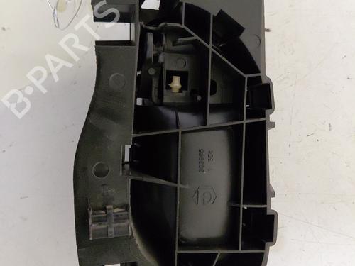 front-right-interior-door-handle-toyota-proace-van-mdz_-2016-29564781 main image