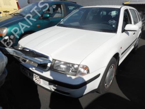 Used Parts SKODA OCTAVIA I Combi (1U5)  1.6  2404999