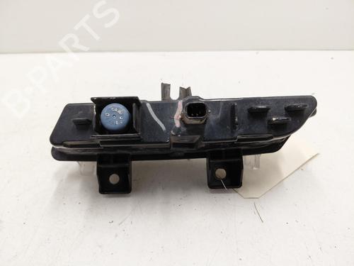 Used Left daytime light Left daytime light 38065898 38065898