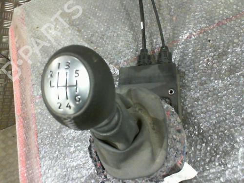 gear-lever-dacia-duster-hs_-2010-2011-2012-2013-2014-2015-2016-2017-2018-24745845 main image