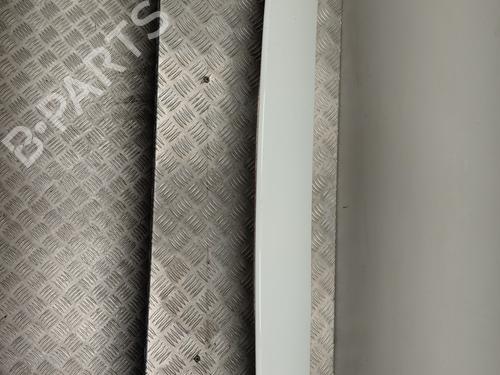 Used Rear spoiler RENAULT CLIO V (B7_) 1.0 TCe 90 (B7MT) (91 hp) 32423914