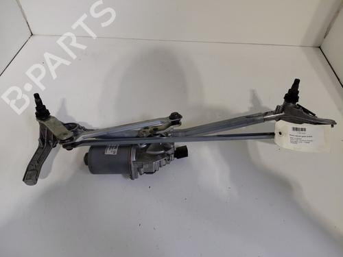 Used Front wiper motor BMW 3 Touring (E91) 320 d (177 hp) 30819496
