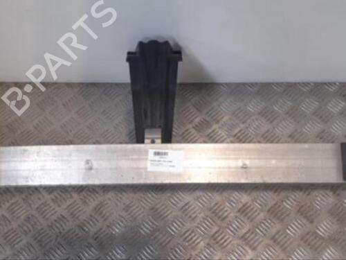 Used Front bumper reinforcement Front bumper reinforcement VW PASSAT B5 (3B2) 1.9 TDI (110 hp) 24748528 24748528