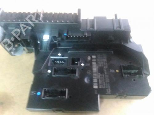 Used Fuse box Fuse box 38884741 38884741