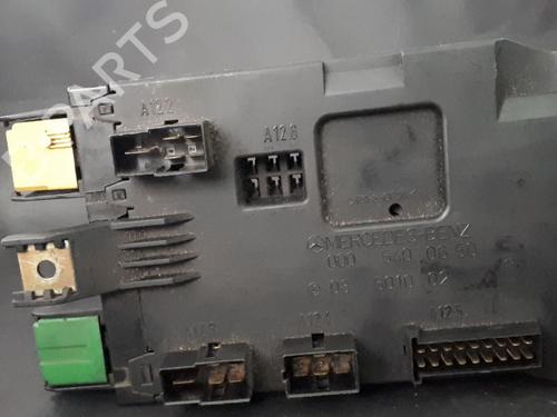 Used Fuse box Fuse box 38884928 38884928