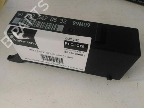 Used Electronic module Electronic module MERCEDES-BENZ C-CLASS (W202) [1993-2000] 38888184 38888184