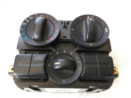 Used Climate control Climate control 38888921 38888921