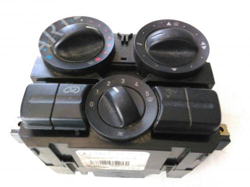 Used Climate control Climate control 38888922 38888922