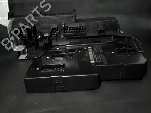 Used Fuse box Fuse box 38890734 38890734