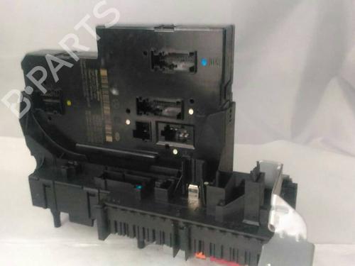 Used Fuse box Fuse box 38896356 38896356