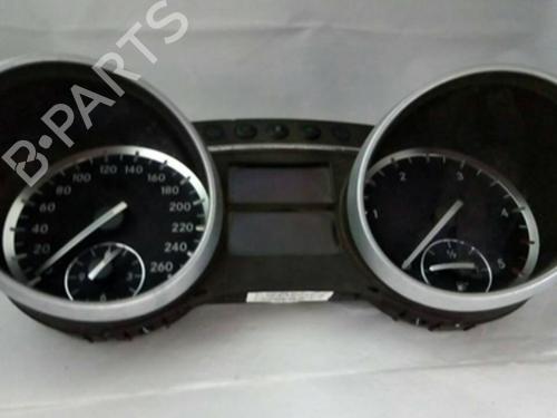 Used Instrument cluster Instrument cluster MERCEDES-BENZ M-CLASS (W164) [2005-2012] 38896365 38896365