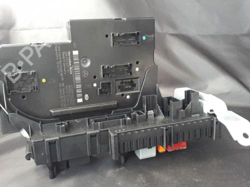 Used Fuse box Fuse box 38896714 38896714