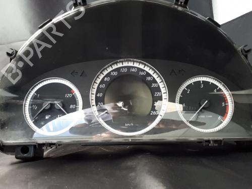 Used Instrument cluster Instrument cluster MERCEDES-BENZ C-CLASS (W204) [2007-2015] 38897247 38897247