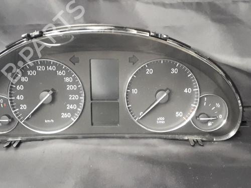 Used Instrument cluster Instrument cluster MERCEDES-BENZ C-CLASS (W203) [2000-2007] 38897459 38897459