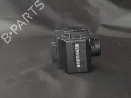 switch-mercedes-benz-e-class-w211-2002-2003-2004-2005-2006-2007-2008-2009-38897729 main image