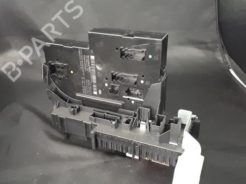 Used Fuse box Fuse box 38897742 38897742