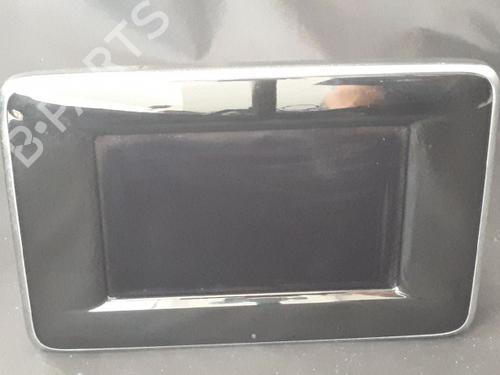 display-monitor-mercedes-benz-a-class-w176-2012-2013-2014-2015-2016-2017-2018-38897772 main image