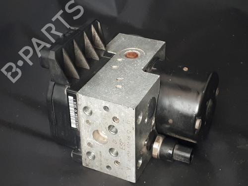 Used ABS pump ABS pump MERCEDES-BENZ E-CLASS (W210) E 220 CDI (210.006) (125 hp) 38897775 38897775