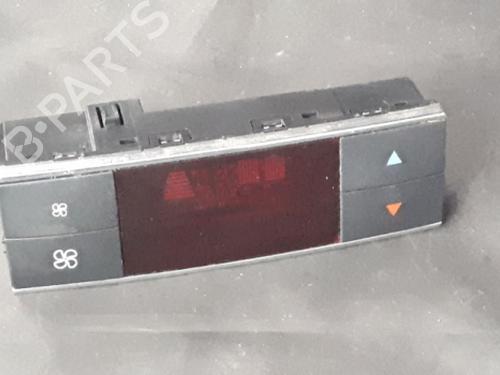 Used Climate control Climate control 38897886 38897886