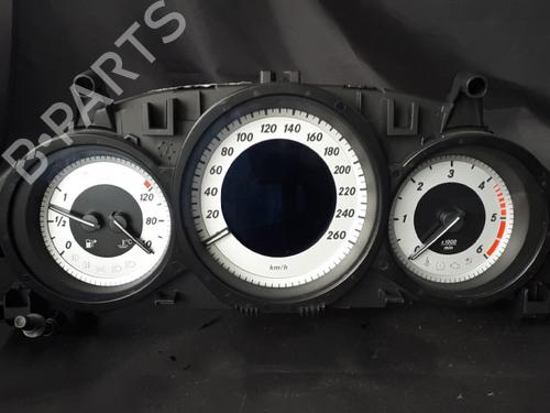 instrument-cluster-mercedes-benz-c-class-w204-2007-2008-2009-2010-2011-2012-2013-2014-2015-38897950 main image