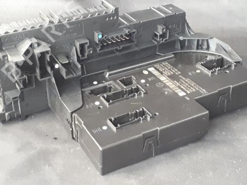 Used Fuse box Fuse box 38897953 38897953