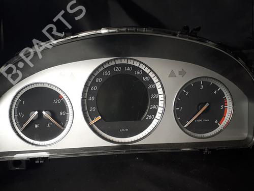 instrument-cluster-mercedes-benz-c-class-w204-2007-2008-2009-2010-2011-2012-2013-2014-2015-38897985 main image