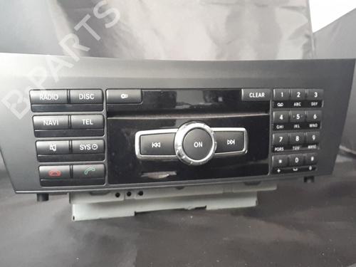 radio-mercedes-benz-c-class-w204-2007-2008-2009-2010-2011-2012-2013-2014-2015-38898234 main image
